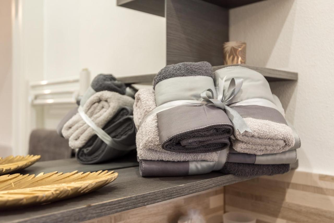 Alby Express Rooms Специя Екстериор снимка