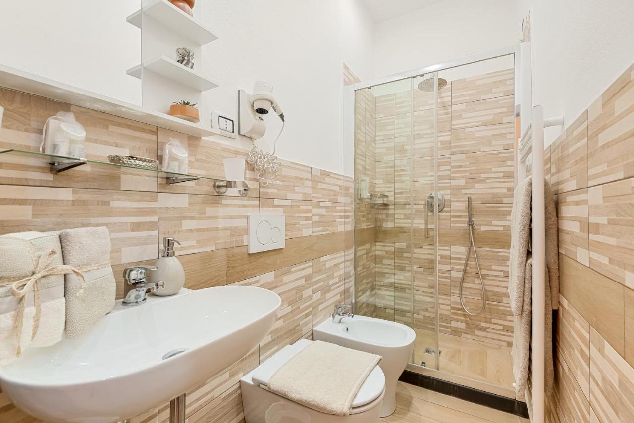 Alby Express Rooms Специя Екстериор снимка