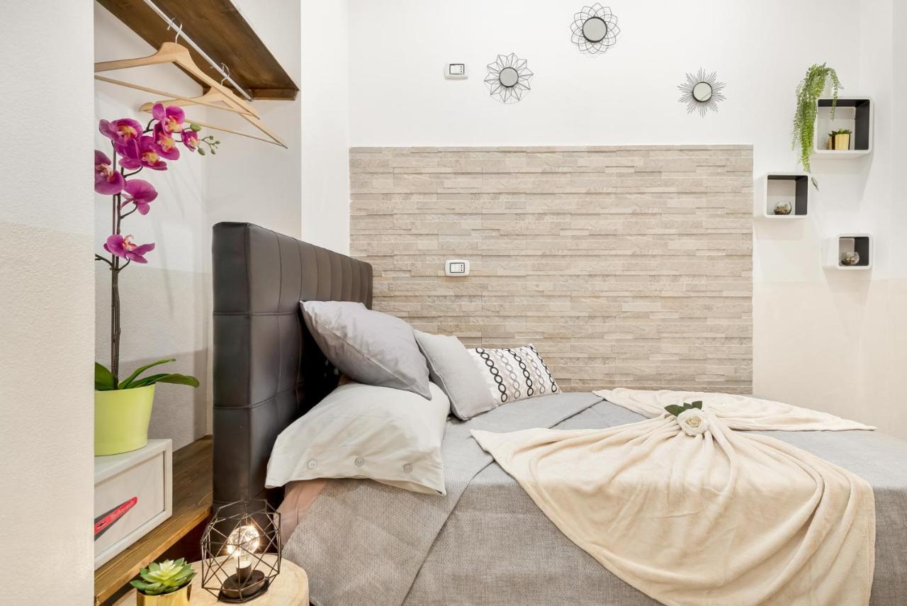Alby Express Rooms Специя Екстериор снимка