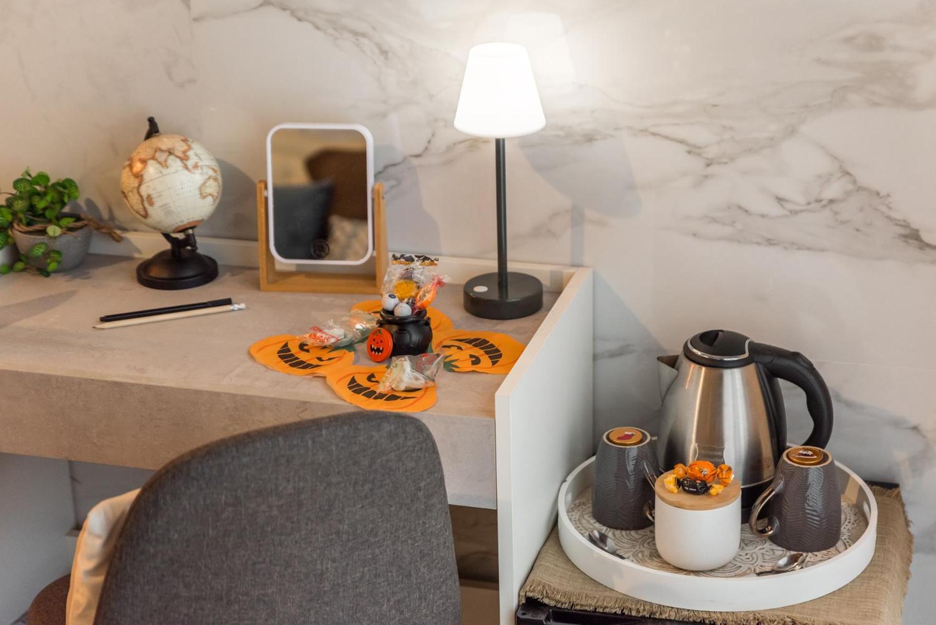 Alby Express Rooms Специя Екстериор снимка